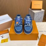 2024走秀新款顶级版本 Lv-路易-威登trainer原版1：1开发复刻！上脚非常舒适 做工精细鞋面由意大利进口小牛皮拼接，侧边饰有品牌logo标志及签名，牛