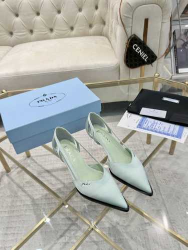 Pradr 普拉达 上新出厂价 进口真皮底 仿真皮底 Prad* Raf Simons X 2024 Aw 时装周最新最火t台走秀系列款 鞋面：进口真丝面 内里