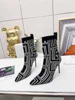出厂价 Balmain 巴尔曼 Fw 秋冬新款针织靴！ 海外订购原版，1:1完美复刻！ 鞋面：原版定制飞织鞋面 内里..垫脚：牛皮里 跟高：9.5Cm Size