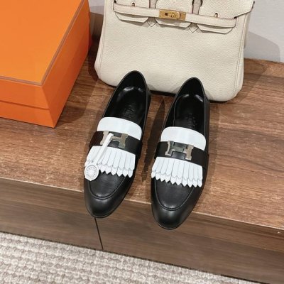 Hermes 爱马仕 经典paris 乐福鞋 H家经典代表作 时尚又百搭 超级舒服 每个细节都做到极致 原版套楦 独家私模h扣纯钢五金 原版私模真皮注塑大底 S