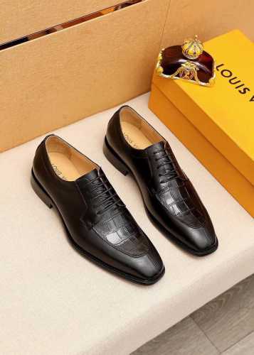 商品商标：Louis Vuitton 路易威登 商务皮鞋正码码数: 38-44 45.46.47订制商品材料：精选 进口头层小牛皮圧花鞋面，进口头层牛皮内里 强