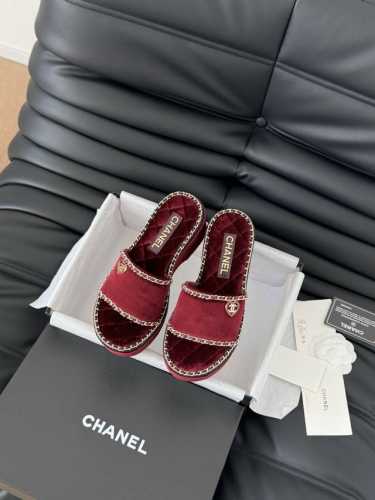 Chanel 25C春夏新款全系列链条拖鞋全系列首发 专柜有的我都有！高版本高品质鞋面牛皮 原版面料 内里羊皮 原版大底Size:35-39 其他码数定