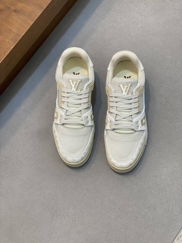 Louis Vuitton 路易威登-高端品质 原单-鞋面：丝绸小牛皮、鞋身品牌高丝光网布、鞋身车缝品牌注塑模块-内里：品牌帆布-大底：原版tpr橡胶 双色成型