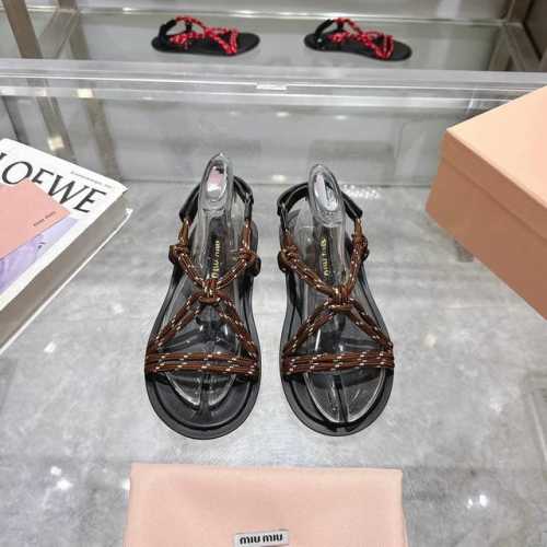 miumiu*缪缪/25夏季新品，全球最火凉鞋， 出现在各大时装杂志封面·各路明星、小红书博主着用～搭配长裙 鞋面：牛皮/绳子 内里：羊皮内里 码数：35-41