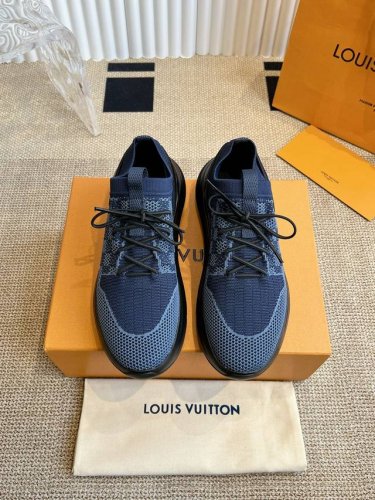 Louis Luitton2025新款louis vuitton 系带系列鞋面复杂飞织工艺现已火爆登场，形状压花拼接原图案，原版原材料，面料，原版飞织！内里原版
