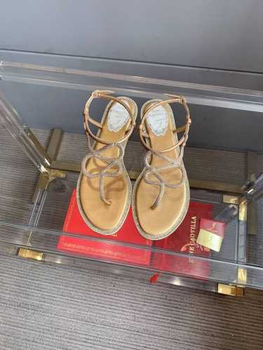 出厂价 Ren* Caovill*新款水钻蛇形平底凉鞋 仙气十足 精致闪耀 展现独特的细节与耀眼的印记～～ 鞋面进口真丝加水钻设计 内里垫脚羊皮 意大利真皮大底