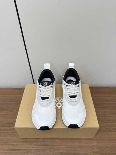 Loewe罗意威 X On Cioudtilt2.0情侣款 罗意威 Xon 昂跑全新合作系列 时尚，品牌与瑞士高性能运动品牌on携手打造的此系列作品专为城市与户