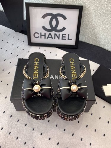 p350 Chanel新款早春厚底凉鞋 高版本出货 这系列美得让人爱不释手 简约时尚休闲时髦 进口编织鞋面 羊皮垫脚 原版开模大底 Size: 35-39 (4