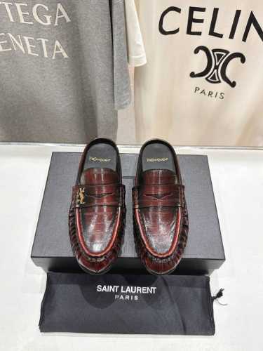 高版本出厂 半托擦色款420 Saint Laurent/圣罗兰Ysl 25Ss爆款平底玛丽珍一脚蹬乐福鞋半包拖鞋，2025全新升级力推单品明星同款 舒适度非常