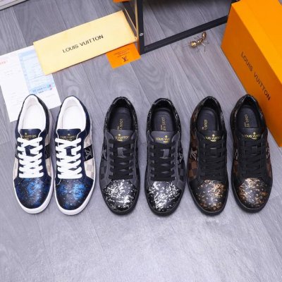 商品商标：Louis Vuitton 路易威登 休闲鞋 正码码数: 38-44 商品材料：精选 牛皮拼接鞋面 羊皮内里 橡胶大底