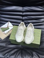 实价 G家经典情侣老爹鞋，原单顶级版，原版套楦1:1精准复刻，男女版面细节区分，真正做到出入专柜0压力，德国设备最新5D打印，全用电脑车制作 里面采用舒适度最高