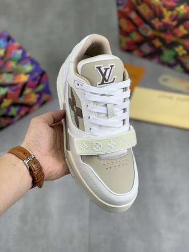 工厂价 实价 最新款颜色 高版本2025Louis*Vuitto* Lv Traine 走秀款trainer 大底和面料私模 绝对下血本费心思的一款鞋子 自vi