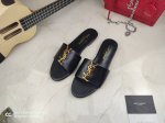 真皮底 Saint Laurent 圣罗兰、平板凉鞋早春专柜同步最新款、YSL、Logo字母扣装饰经典上乘美艳力作 专柜最火春夏系列 兼备气质 时尚 经典耐看的