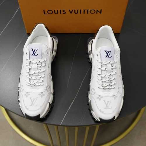 出厂价：品牌：Lv路易威登标准码：38-44 45订做等级：官网同款材料：原厂皮面料 舒适内里 轻便耐磨大底款式类别：男士时尚休闲鞋靴 跑步 运动鞋 尊贵奢侈品