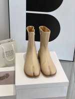 出厂价 高定品质！Maison Margiela MM6分趾鞋 Tabi 意产植鞣羊皮！欢迎对比 真正的原版大底！情侣码数Size:35-40