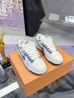 工厂价：Lv联名nike耐克系列 2025新颜色 小红书爆款卖疯了情侣款专柜如图包装 广州大厂品质Nk Sb Dunk Low Lv联名-周年高端定制 低帮休闲
