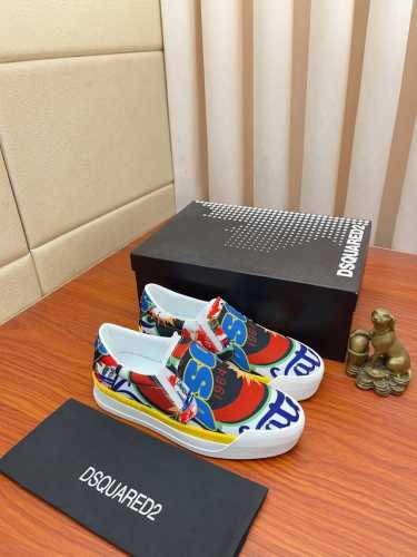 实价： Dsquared2 国际品牌第二次方百年纯熟意式韵再创经典版型设计简单时尚素雅大气选料考究原厂工艺技术制作鞋面采用特殊材料拼接超柔软半气垫大底上脚非常舒