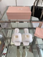 Miu Miu 缪缪 24Ss秋冬新款平底羊毛毛拖鞋 Zp开发miumiu真的太少女啦！进口澳洲羊毛超级软糯 舒适度超高！ 鞋面：进口羊毛 羊皮里 鞋底：意大利