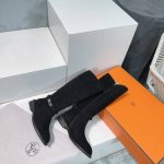 高品质出厂长靴牛反绒 ！皮面 ！顶级品质 Hermes爱马仕24Ss秋冬 H家新款kelly扣短靴长靴骑士靴军靴系列！ 原版1:1顶级复刻！炒鸡好看 帅气的一款