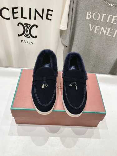 顶级出厂 毛毛单鞋 男码+10 Loro Piana* Lp万年经典款乐福鞋 简约时尚 脚感超级舒适 一天可以暴走两万步的鞋子 超级百搭款！ 鞋面采用独特针织面