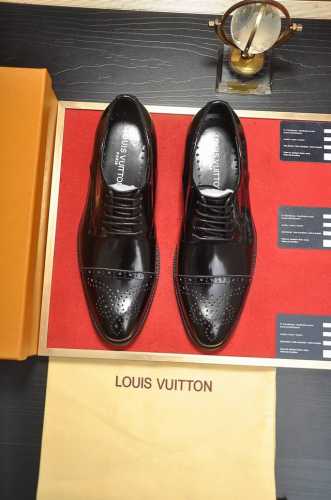 出厂价 LOUIS VUITTON 羊皮内里 新款牛皮LV正装鞋专柜一比一制作原单品质、进口牛皮鞋面全羊皮内里原单原版橡胶大底、｛高品质看得见｝码数：38-45