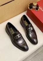 商品商标：Ferragamo 菲拉格慕 休闲皮鞋 正码码数: 39-44 38.45.46订制 商品材料：精选 进口开边珠牛皮鞋面+经典五金扣，进口水染牛皮内里