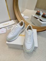 工厂批 2025蔻依Chloe专柜同步上市新款凉鞋，春夏款广升 风靡整个时尚圈以来，多色多款，这款面料使用进口牛皮，，质地清爽透气不焖脚 时尚简约范儿 女神都爱