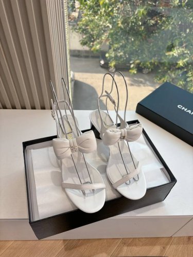 G042所见即所得代购级Chane*25S小香奈儿早春爆品蝴蝶结顶沙滩珍珠凉鞋钱包面包拖鞋 妥妥的自留款！！比经典款Slingback舒服太多啦！每个颜色上脚都