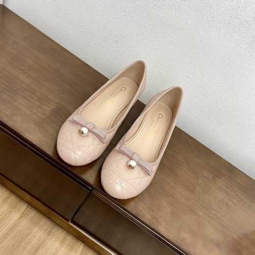 Dior 迪奥 24 2024 早春新品 顶级版本 专柜主打新款 圆头藤格纹珍珠芭蕾粗跟鞋硬货上新 代购级别！高级感十足！国内外博主刷爆的一款，复古又时髦 上脚