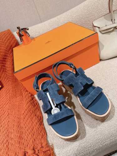 出厂价 Hermes 爱马仕 Havane 30 凉鞋系列 时尚又百搭 超级舒服 每个细节都做到极致 原版swift小牛皮 麂皮 原版1:1独家私模鞋面 原版私