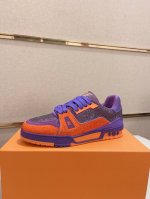 工厂价： L 奢品 Trainer情侣款运动鞋 限量烫钻版出货，进口捷克钻镶嵌鞋面闪烁耀目光芒，需七小时匠心制作方可成就经典。实物真的超闪，以男装艺术总监vir