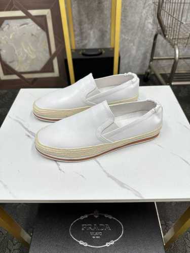 Prada-普拉达 奢牌运动休闲鞋，进口原版反绒牛皮材质，羊皮内里 高档舒适，原版大底轻盈耐磨！纯手工制作，细节决定品质！39-44 45定做不退换 Hh