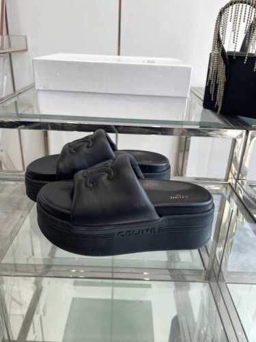 Celine 赛琳 25Ss春夏新款罗马厚底凯旋门拖鞋 度假风必备 赛琳沙滩拖鞋 厚底拖鞋 原版本购入开发 专柜最新 进口羊皮面料超级柔软舒适原版开模橡胶大底