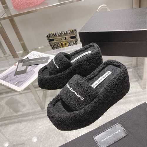 Alexander *Wang 亚力山大 王 秋冬最新款． 四色都做，拖鞋专柜同步 市场独家原单包装，原单贴皮布袋！必须拥有一双大王鞋鞋面：大王专用订制料+高周