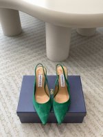Aquazzura 24Ss 惊艳火爆款、菠萝 王室贵族的钟爱雍容华贵、气质高雅、到手如图柜级品质 面料进口麂皮 进口格利特特殊材料 小羊皮内里、意大利真a级真
