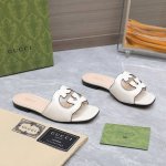2024夏季新款现货上新啦gucci 高品质拖鞋 双g镂空 镶边互扣式gg中跟精品拖鞋 专柜原版开模精心制作，匠心铸造经典 跟高：1.0Cm 5.5Cm 跑量价