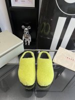Marni 玛尼 情侣款羊毛拖 羊羔毛圆头半托鞋具有北欧风情简约百搭，真的很炸！尤其适合现在混搭的季节，搭上一双别致的小长袜，上脚非常好看 码数：35-44