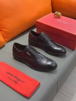 商品名称：Ferragamo 菲拉格慕 正规码数: 38-44 西装鞋 商品材料：精选 头层牛皮鞋面，进口羊皮内里；原厂大底。