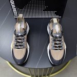 出厂价： Dsquared2男士logo印花及踝运动鞋D二次方 官网最新版， 大气十分亮眼 男士休闲鞋。原版1:1大底 独具时尚前卫气息 ，更显尊贵！是潮男的首