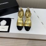 出厂价 顶级品质 Chanel小香2024官网香奈儿最新款拼色层次高跟凉鞋，满满的复古风 秀气的鞋型 看着就很讨喜，小圆头 衬托脚也变得瘦瘦的，上脚给人就是一种