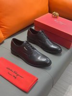 商品名称：Ferragamo 菲拉格慕 正规码数: 38-44 西装鞋 商品材料：精选 头层牛皮鞋面，进口羊皮内里；原厂大底。