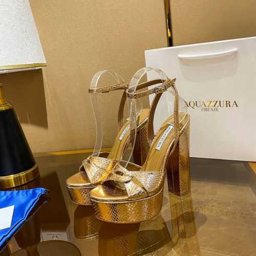 Aquazzura 新款凉鞋 顶级版本 代购款独家新款顶级版本 质量超级美爆。 Zp 原版开模 原版扣开模 附带原版定制蛇纹羊皮超级炫美 一眼看上去就高端大气上
