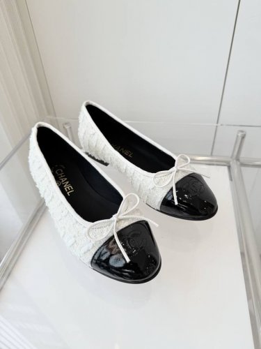 chanel蕾舞鞋 皮底￥：270 size：34 35 35.5 36 36.5 37 37.5 38 38.5 39 39.5 40 40.5 41 41.