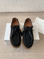 菀产THE ROW系带 25ss 春夏新款 乐福鞋 高级感的正确打开方式！简洁又时髦 做工精细 真的一定要入手 真的很绝 越是看似简单的款越考验做工 版型之最！