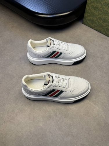 Gucci 古驰 -高端品质 原单休闲运动鞋-鞋面：纳帕小牛皮、空压品牌图腾、品牌图腾织带-内里：水染牛皮-大底：超轻TPU 橡胶；双色成型大底-超高品控 做工