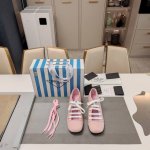 校园风玛丽珍绑带单鞋系列 顶级包装配套最高版本 PRADA 2025s普拉达春夏新品， 顶级版本 实力来袭！校园风时尚普拉达公主糖果风绑带单鞋，少女必备 每色鞋