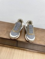 男款10情侣款顶级版本brunello Cucinelli 新款bc经典休闲鞋运动鞋 Bc是意大利知名品牌，极简主义风格，复古又高级！简约又大气，属于非常耐看的