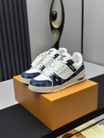 工厂直销 顶级版本 LV-路易威登-经典走秀新款空胶工艺 原版1：1开发复刻！！上脚非常舒适 奢侈用料，做工精细，中底印有欧洲制造英文字母鞋面由意大利进口小牛皮