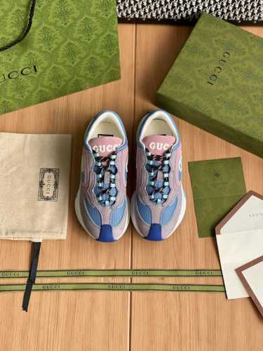 Gucci Run系列女款整双鞋子采购Zp开发打造，全部定制材料，独家开模大底，细节全部对版出货，连包装也做到跟正品一样。码数:女35-40