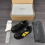 620 纯原Balenciaga巴黎世家 Triple S Tape Type 圆头系带黑色胶贴 一代巴黎世家 原版复刻 无限还原Zp正确字体粗细、位置、大小